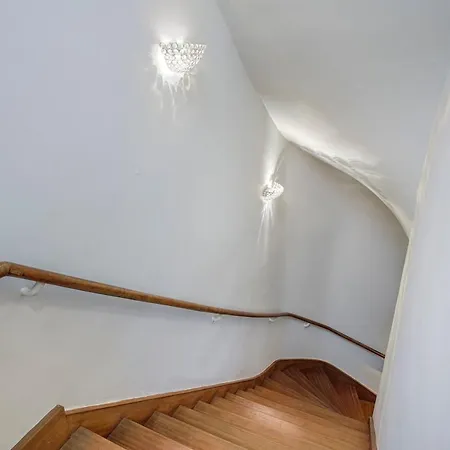 Bedroom 3 - Spacious And Bright - Coliving 아파트 *