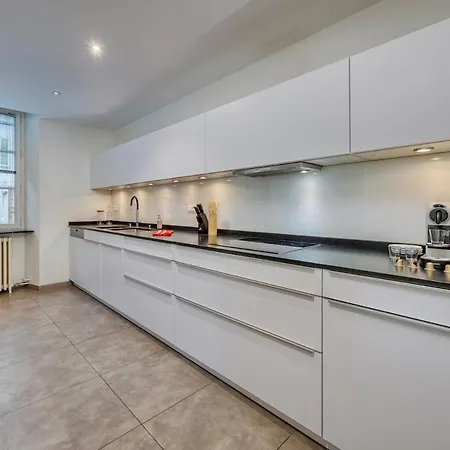 Bedroom 3 - Spacious And Bright - Coliving 아파트 페르네이 볼테르
