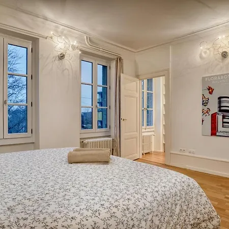 아파트 Bedroom 3 - Spacious And Bright - Coliving *