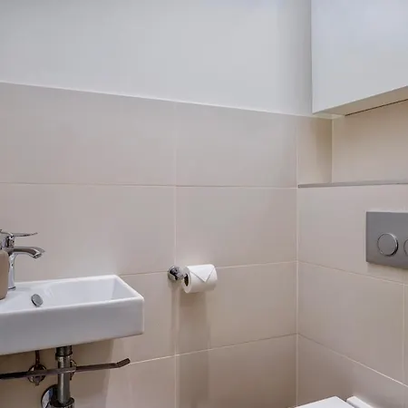 Bedroom 3 - Spacious And Bright - Coliving * 페르네이 볼테르