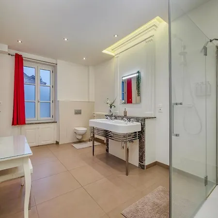 Bedroom 3 - Spacious And Bright - Coliving 아파트 *